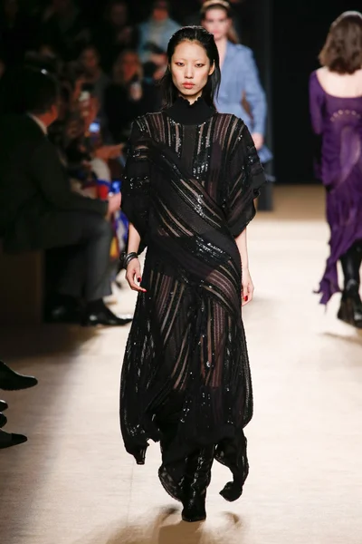 Look 53